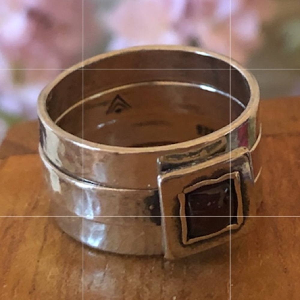 Vintage Silpada Sterling Silver Garnet Three Ring Set Size 8 - Picture 5 of 16